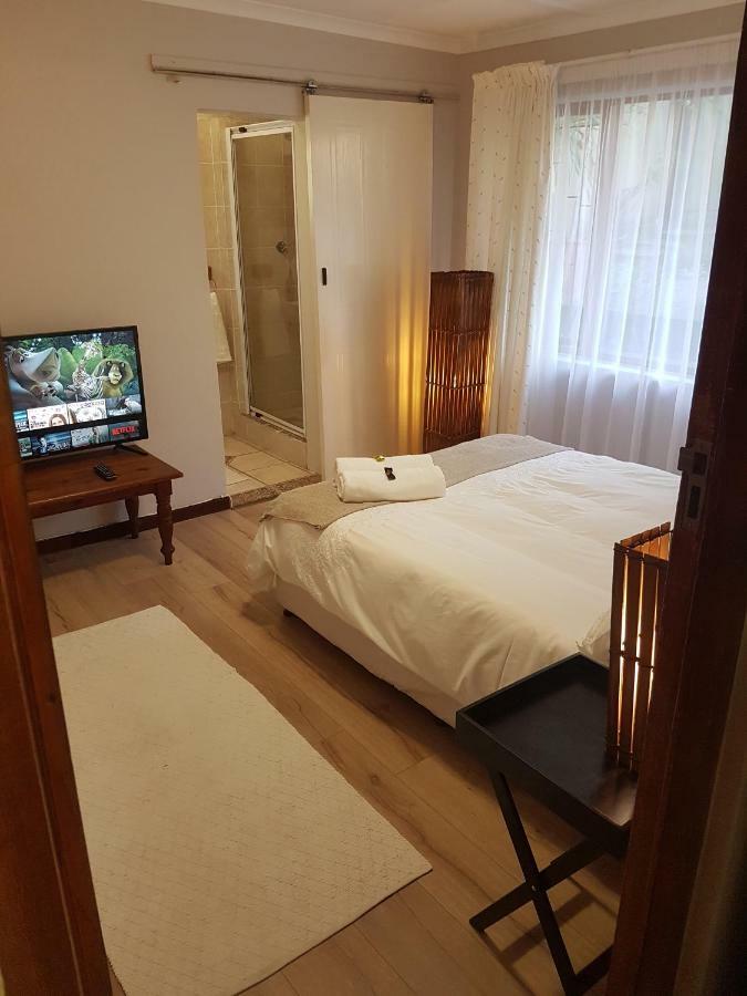 Protea Cottage จอร์จ ภายนอก รูปภาพ