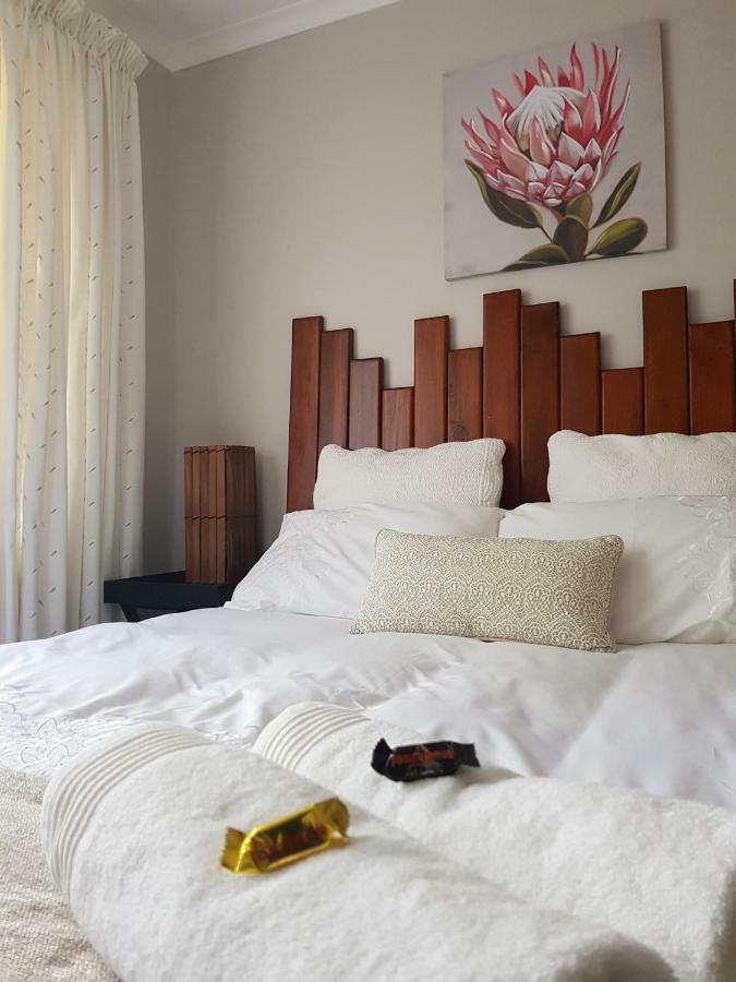 Protea Cottage จอร์จ ภายนอก รูปภาพ